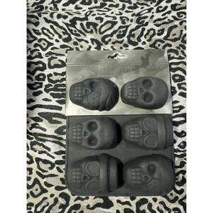Mixology Silicone Ice Molds Skull Halloween!  Goth!  Hot Topic !!! NWT